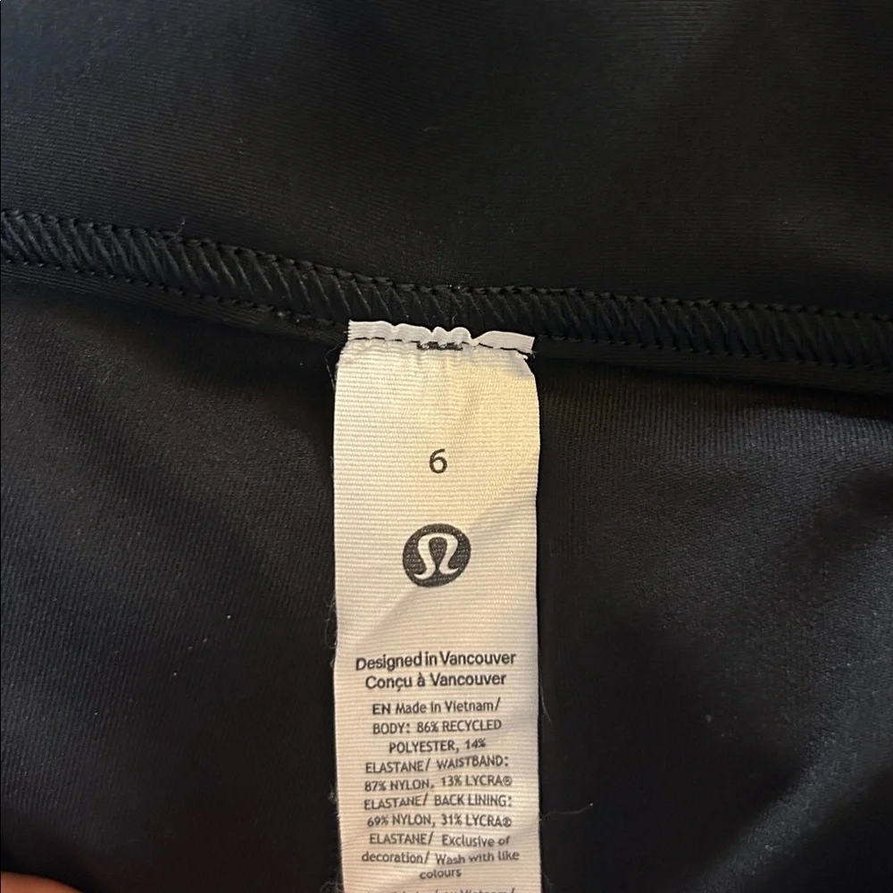 Lululemon Varsity High Rise Pleated Tennis Skirt Size 6 Black‎